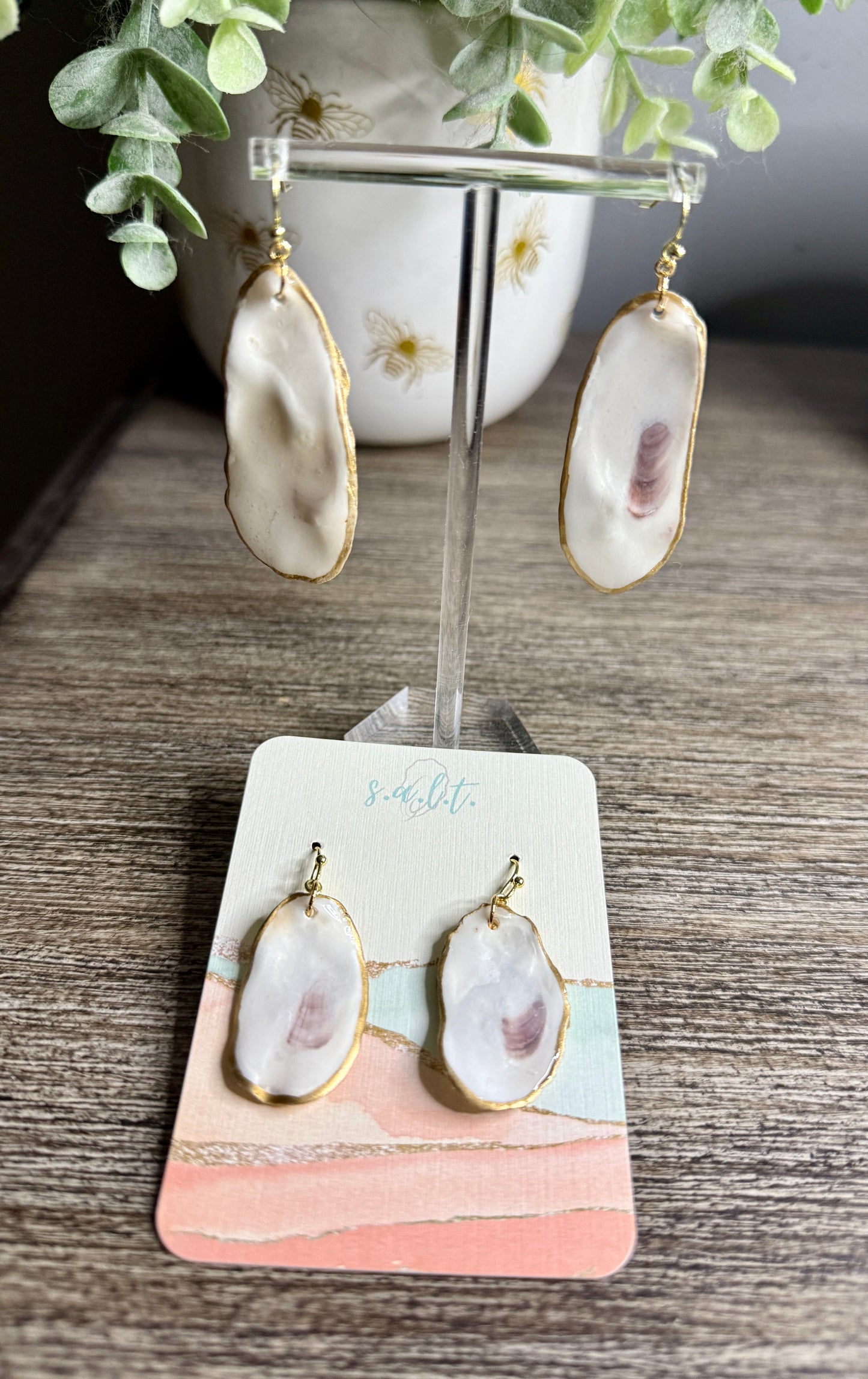 Louise Oyster Shell Hook Earrings